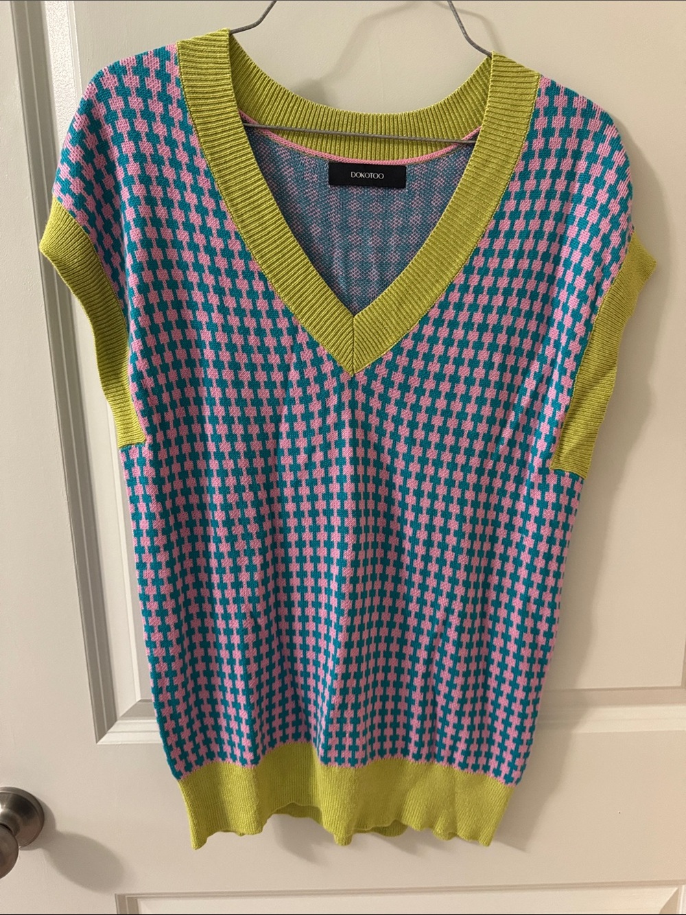 DONOTOO Women’s V-Neck Knit Vest in Teal, Pink & Lime